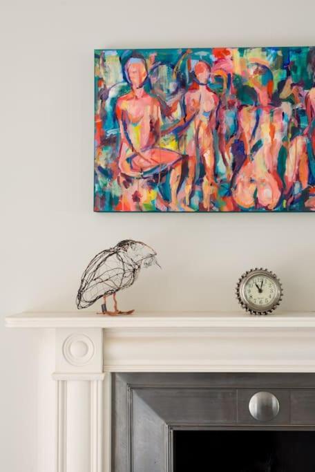 Four Bedroom Townhouse In Famous Suffolks Area チェルトナム エクステリア 写真